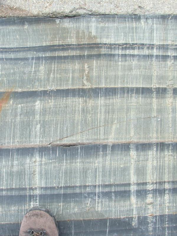 Kaza Formation, British Columbia (© 2008 clasticdetritus.com)